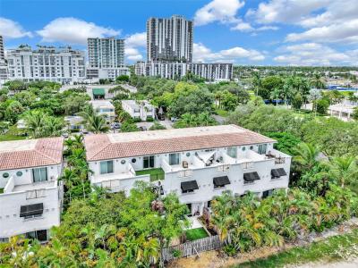 742 NE 7th Ave 742, Fort Lauderdale, Florida 33304, USA