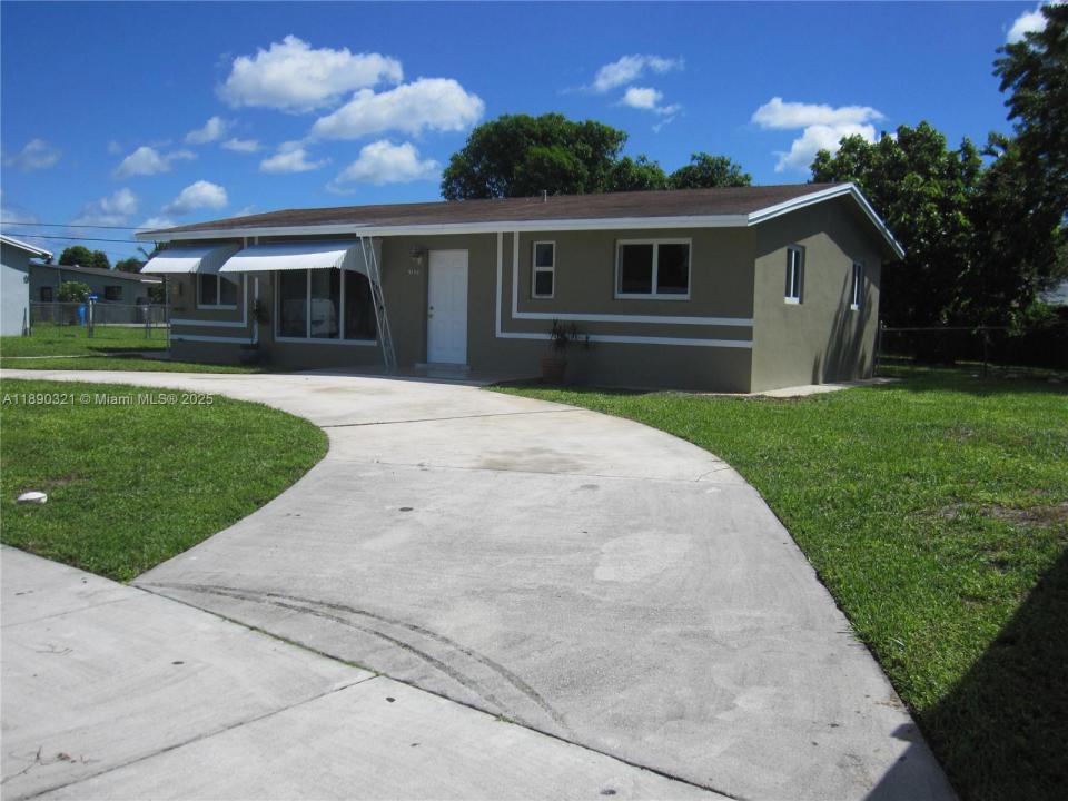 3151 SW 37th Ter, West Park, Florida 33023, Amerika Birleşik Devletleri