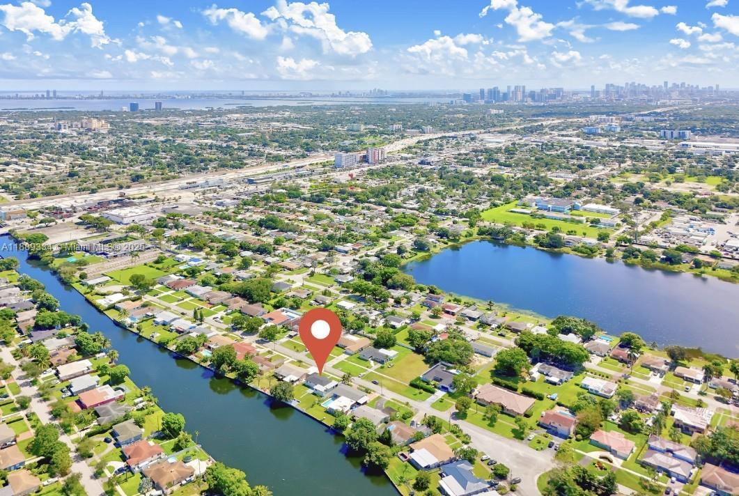 1061 NW 87th St, Miami, 佛羅里達州 33150, 美國