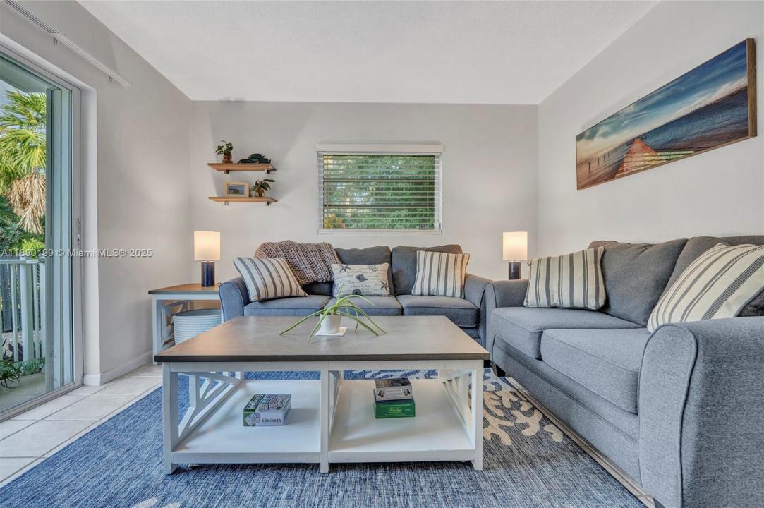 1129 Pebble Beach Ln 6, Duck, Floryda 33050, USA