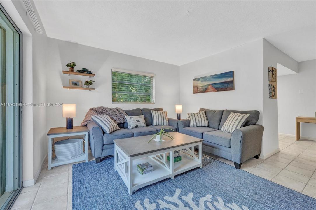 1129 Pebble Beach Ln 6, Duck, Floryda 33050, USA