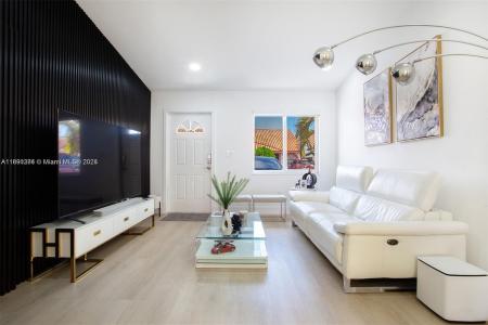 5442 W 27th Ave, Hialeah, Florida 33016, USA