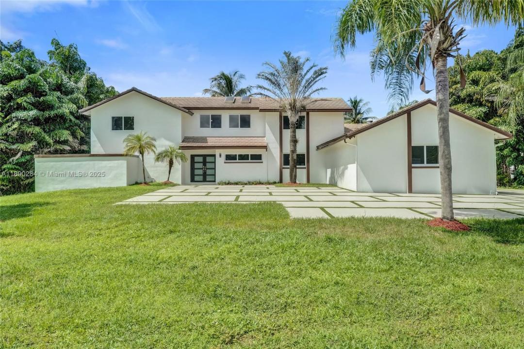 2181 SW 117th Ter, Davie, Florida 33325