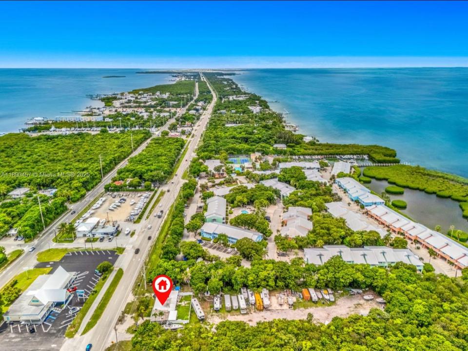98468 Overseas Hwy, Key Largo, Florida 33037