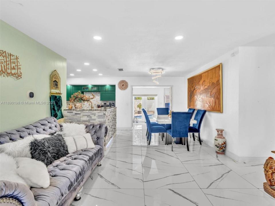 3380 NW 46th Ave, Lauderdale Lakes, Florida 33319, Estados Unidos
