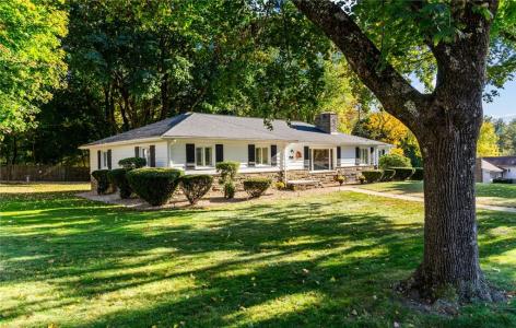 88 Homestead Avenue, North Smithfield, Rhode Island 02896, Estados Unidos