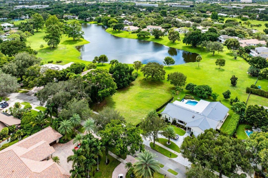 2238 NW 30th Road, Boca Bath & Tennis Club, Boca Raton, Florida 33431