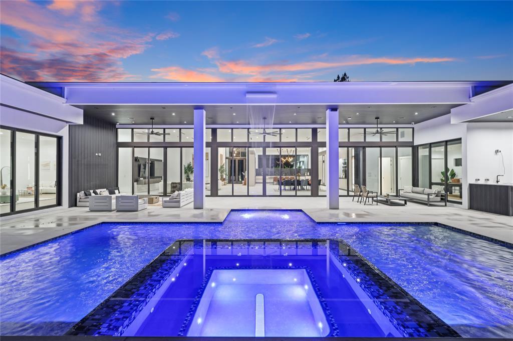 8795 Valencia Ct, Parkland, Florida 33067