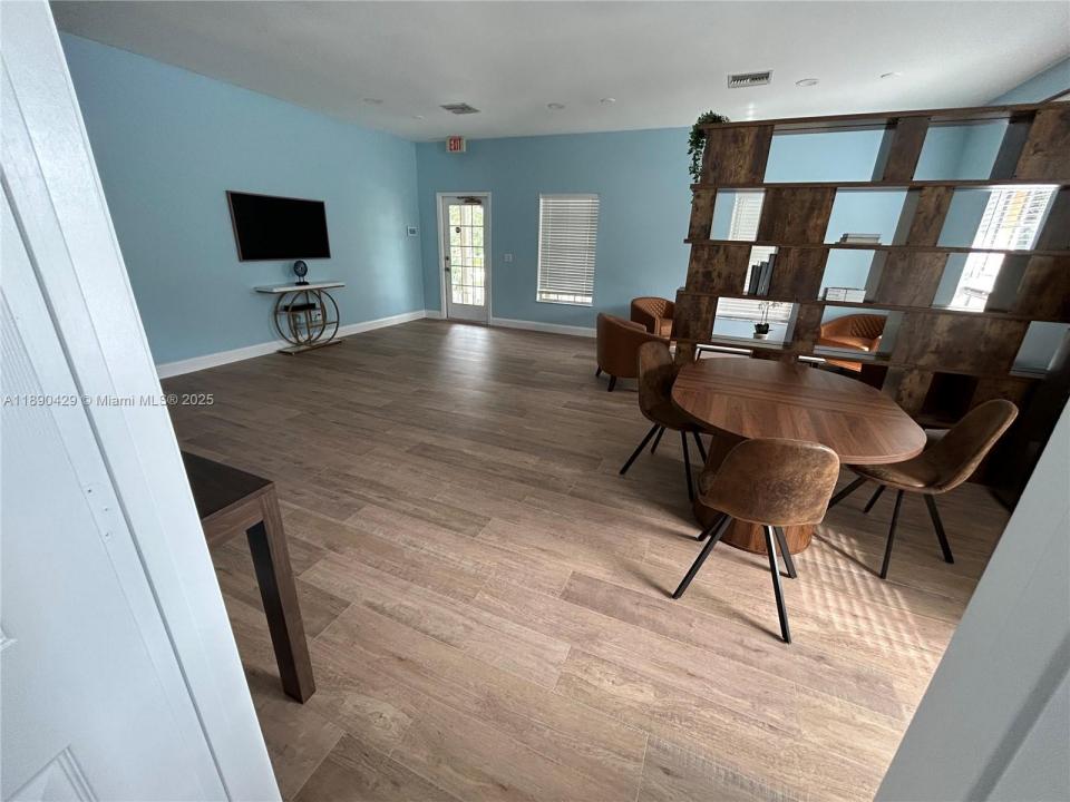 1766 20th Ave 4, Vero Beach, Florida 32960