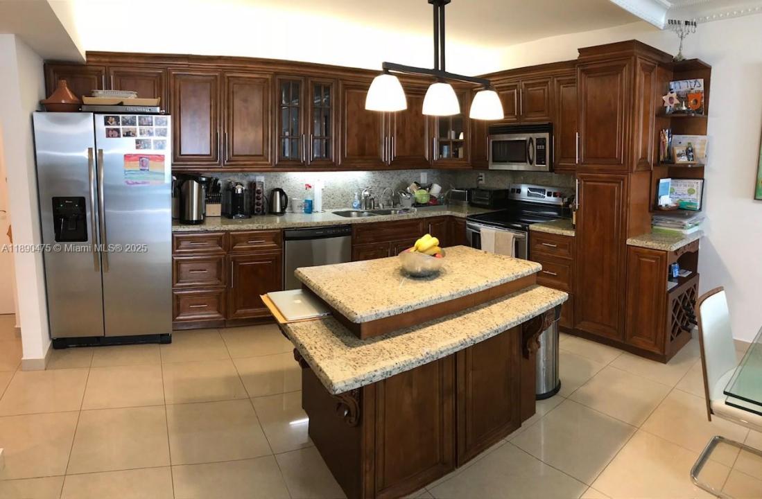 19390 Collins Ave 502, Sunny Isles Beach, فلوريدا 33160, الولايات المتحدة