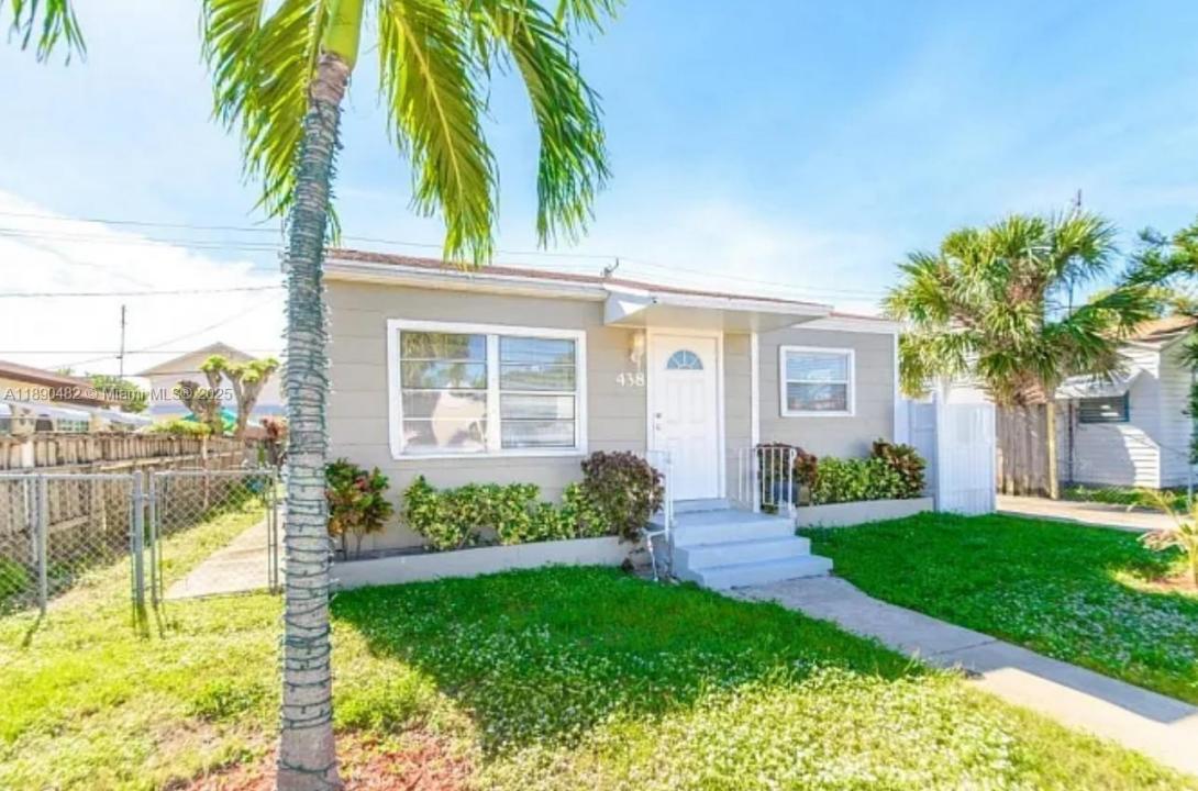 438 Malverne Rd 1, West Palm Beach, Florida 33405, Estados Unidos