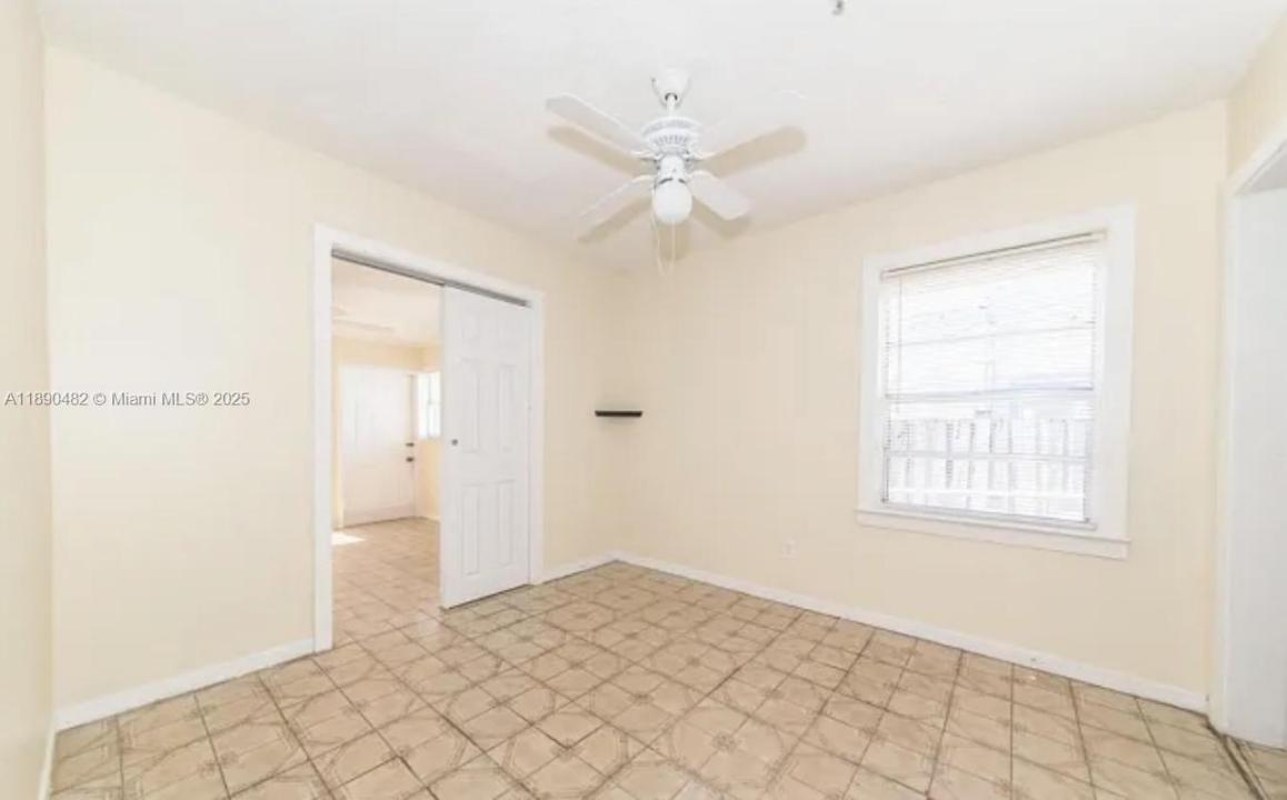 438 Malverne Rd 1, West Palm Beach, Florida 33405, Estados Unidos