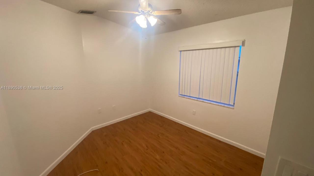 21240 NE 9th Ct 1, Miami, Floride 33179, États-Unis