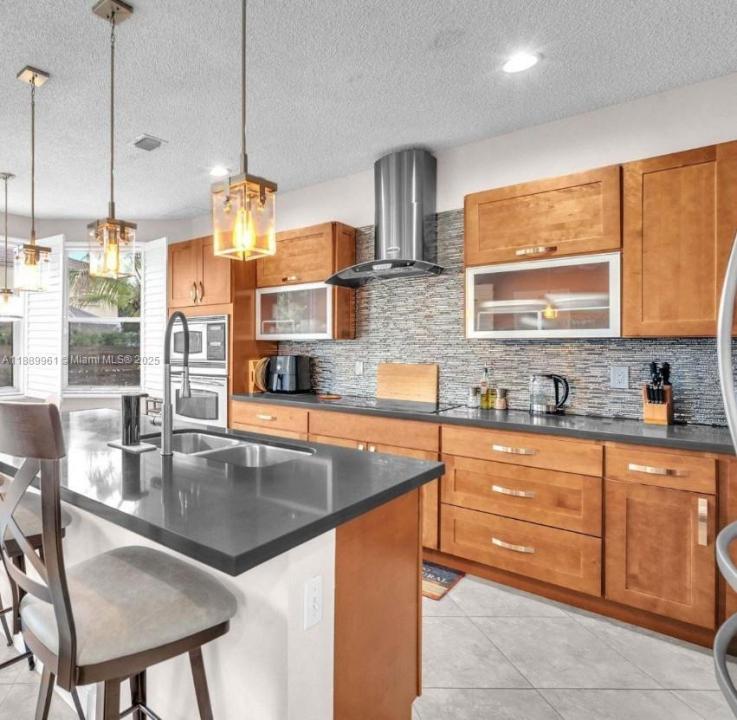 399 NW 154th Ave, Pembroke Pines, פלורידה 33028, ארצות הברית של אמריקה