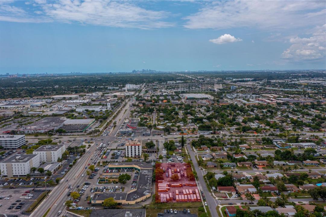 18352 NW 2nd ave, Miami Gardens, Flórida 33169, Estados Unidos