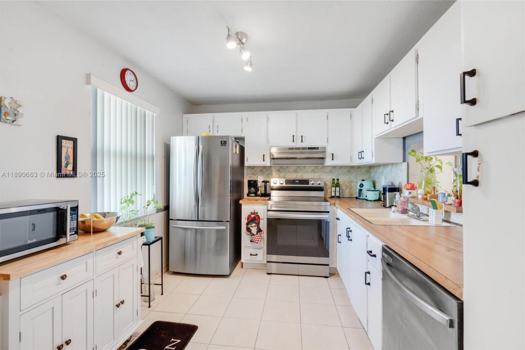 321 SE 3rd St 502, Dania Beach, Floride 33004, États-Unis