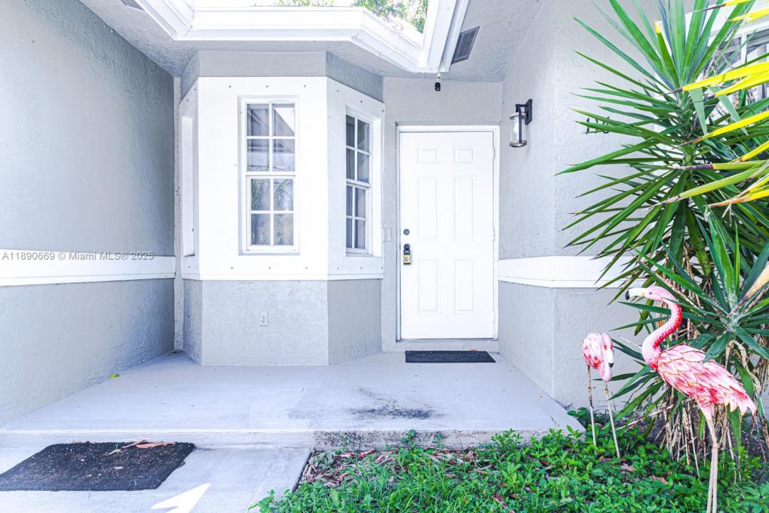 116 NW 6th Ave #, Dania Beach, Florida 33004, HOA KỲ