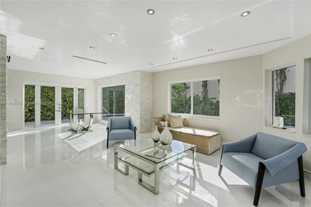 6763 SW 106 pl, Miami, Florida 33173, Estados Unidos