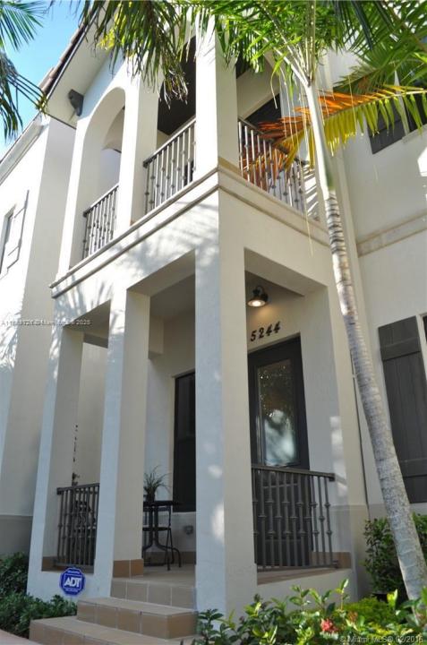 5244 NW 83rd Ct 5244, Doral, Florida 33166