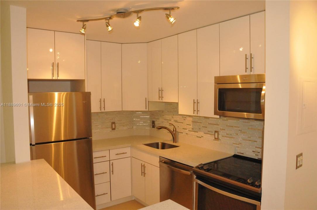 Plantation, Florida 33324