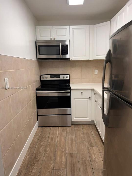 271 Bonnie Blvd 205, Palm Springs, Florida 33461, Estados Unidos