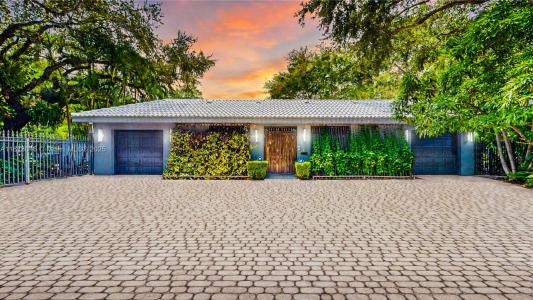 2101 Tigertail Ave, Miami, Florida 33133, USA