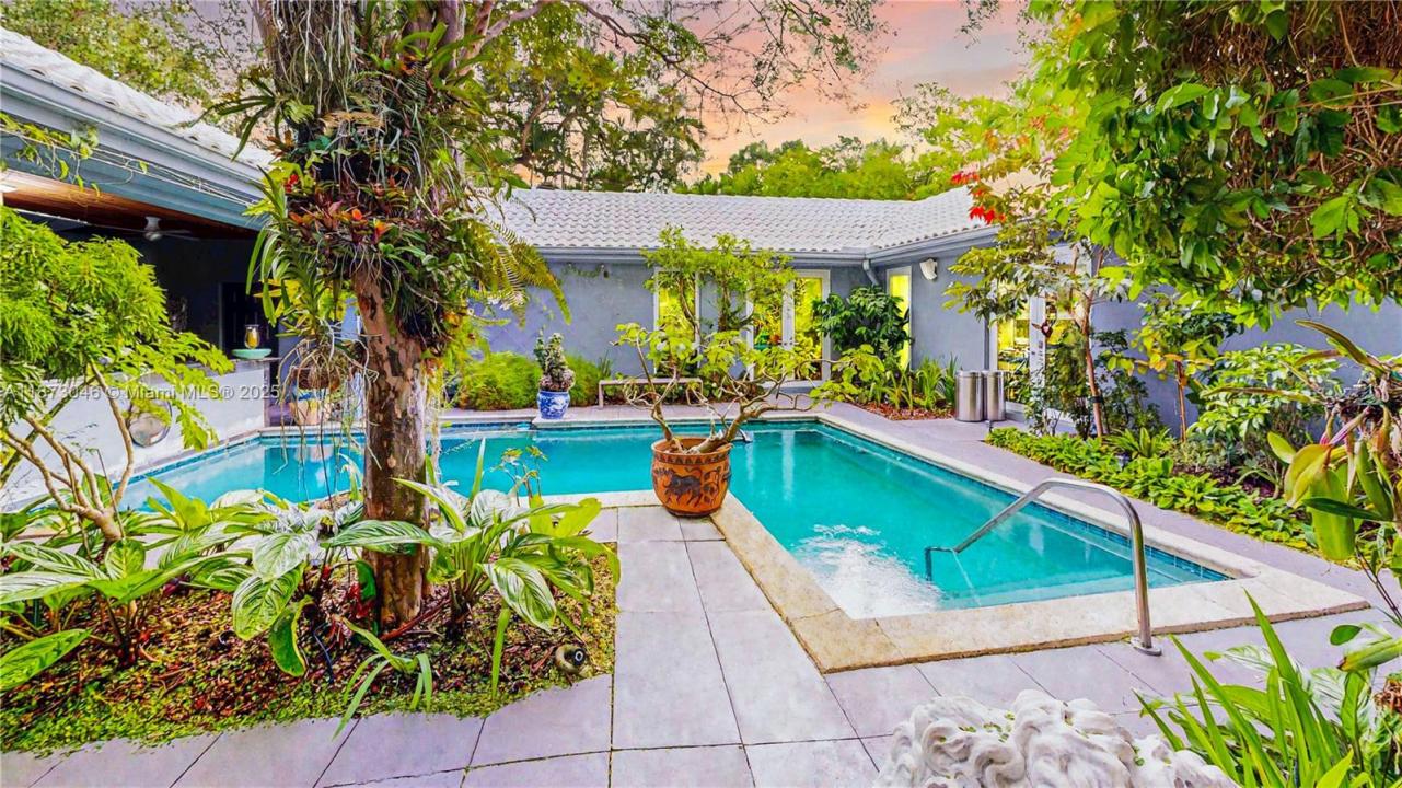 2101 Tigertail Ave, Miami, Floride 33133, États-Unis