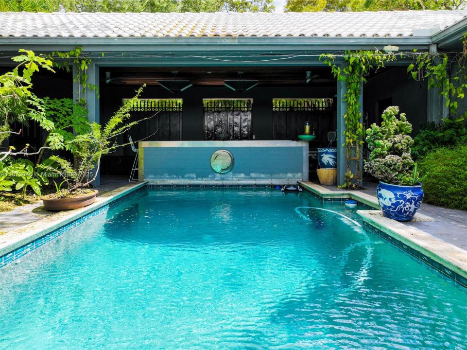 2101 Tigertail Ave, Miami, Floride 33133, États-Unis