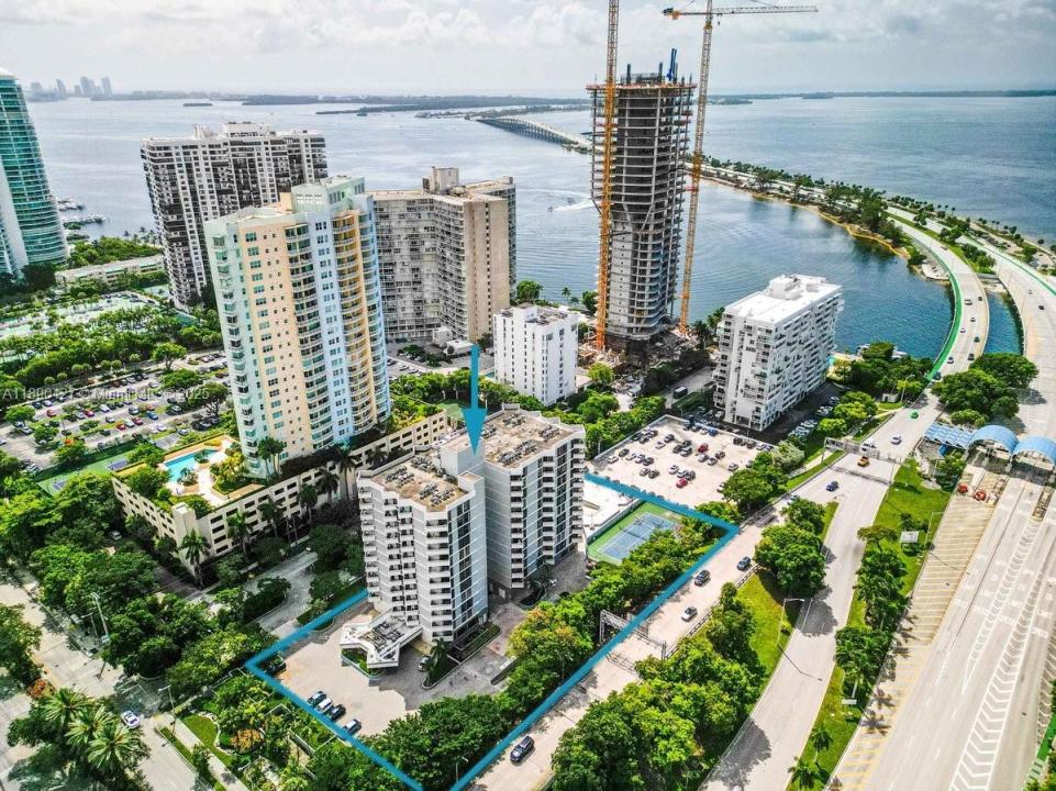 2501 Brickell Ave 1103, Miami, Florida 33129