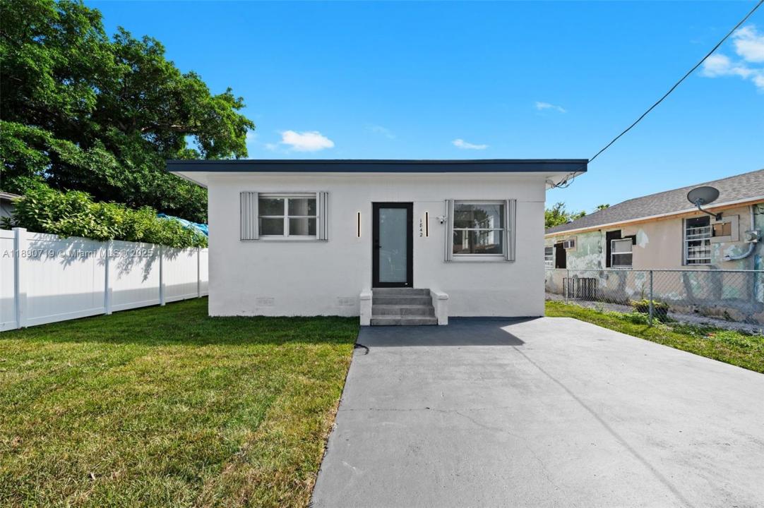 1842 NW 67th St, Miami, Florida 33147, Estados Unidos
