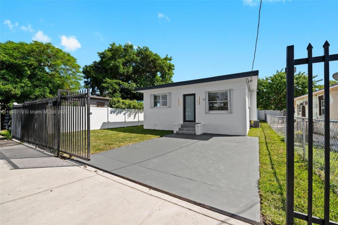 1842 NW 67th St, Miami, Florida 33147, Estados Unidos