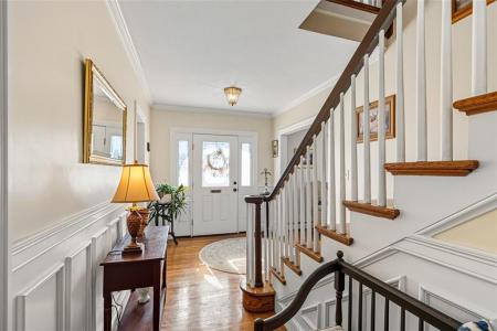 124 Meadow Road, Woonsocket, Rhode Island 02895, États-Unis