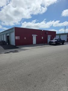 4800 NE 11th Ave, Oakland Park, Florida 33334