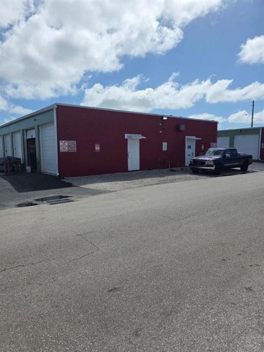 4800 NE 11th Ave, Oakland Park, Florida 33334, Estados Unidos