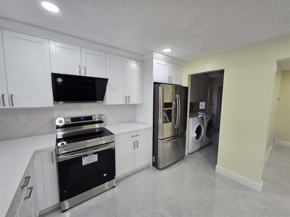 2430 NW 83rd Way 2430, Sunrise, Florida 33322