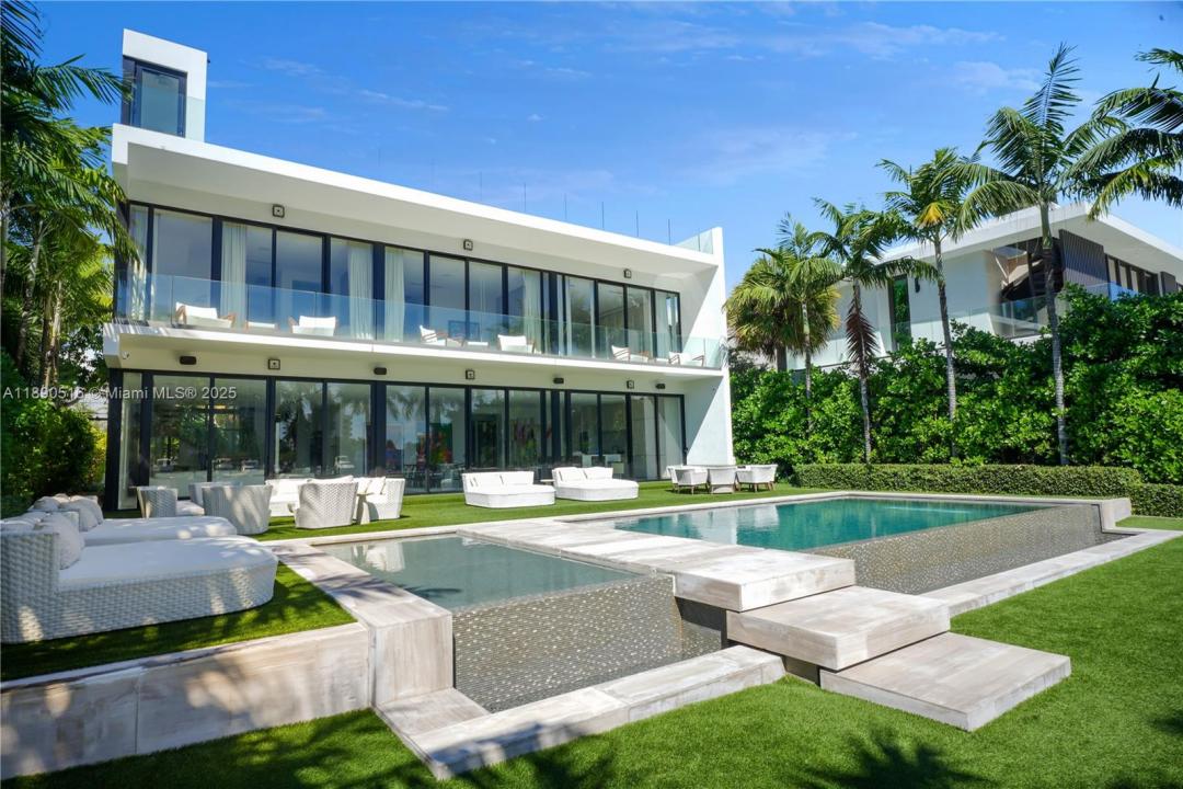 5501 Pine Tree Dr, Miami Beach, Florida 33140, HOA KỲ