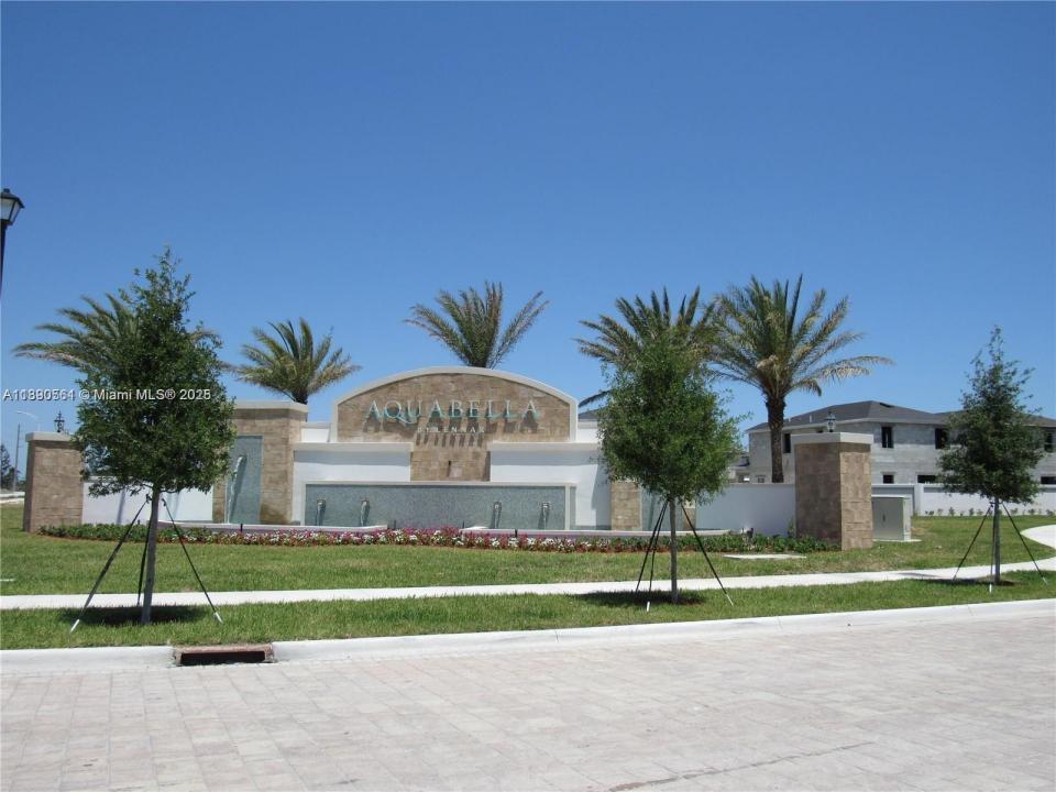 3430 W 103rd Ter 0, Hialeah, Florida 33018