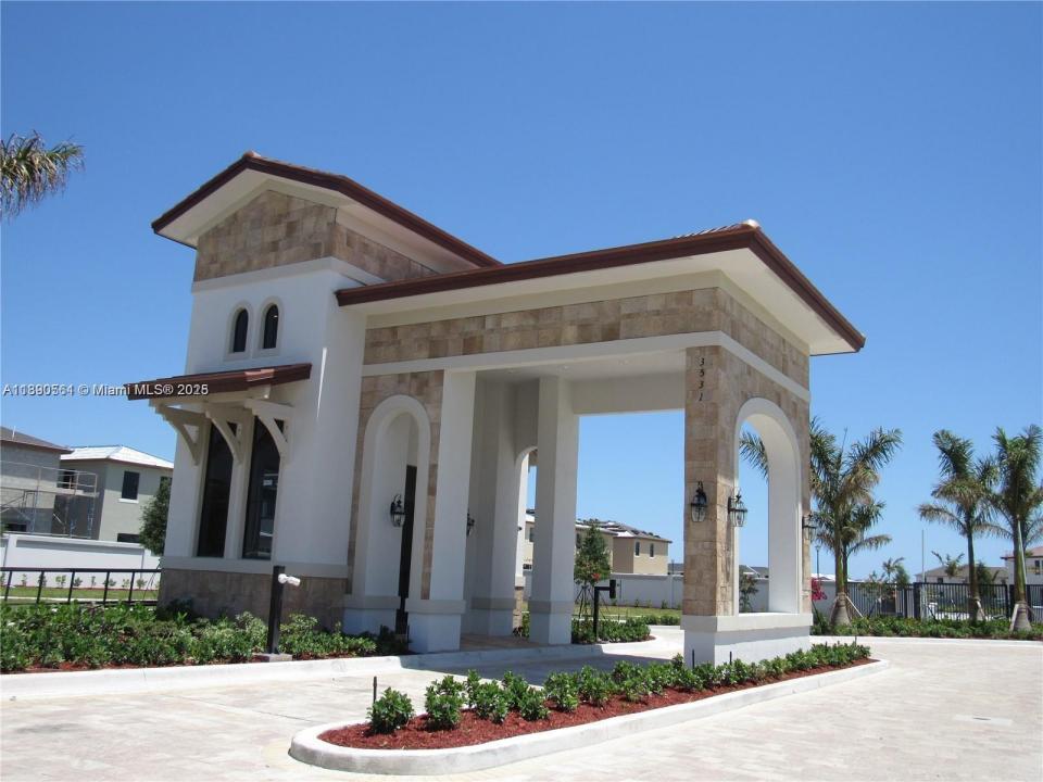 3430 W 103rd Ter 0, Hialeah, Florida 33018