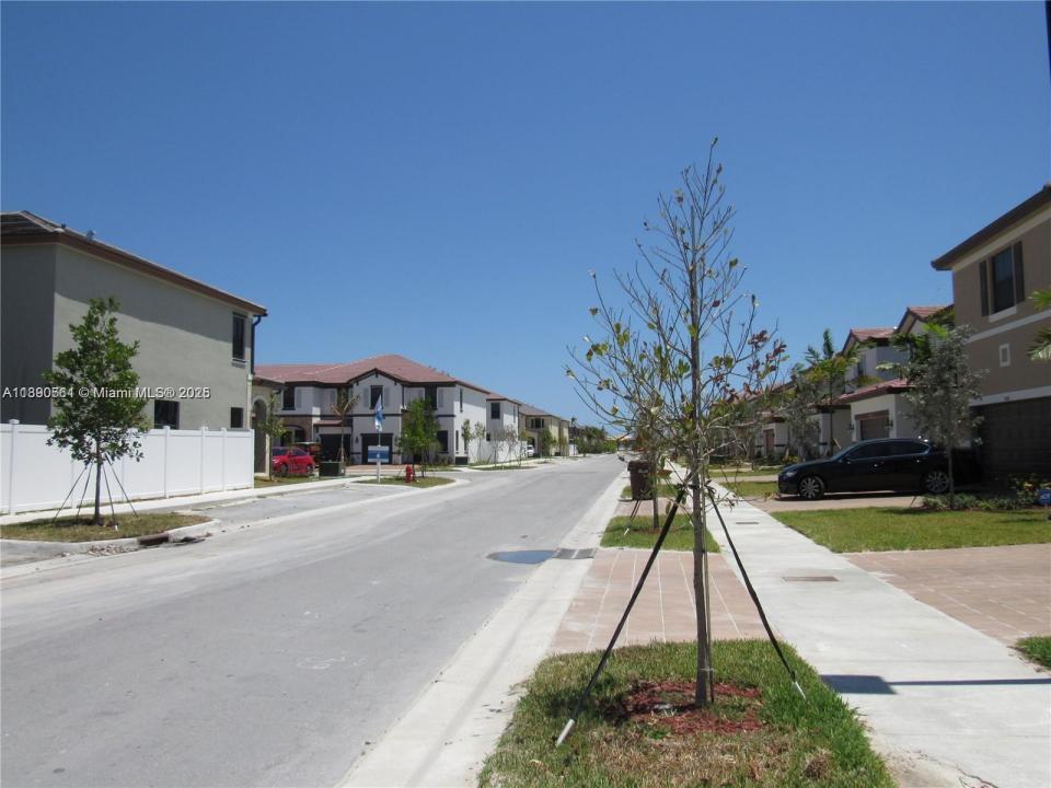 3430 W 103rd Ter 0, Hialeah, Florida 33018