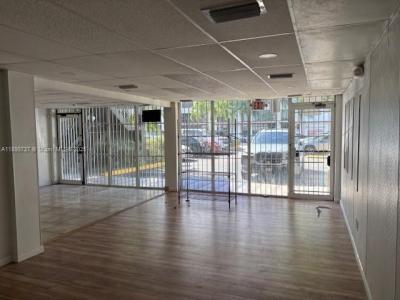 3939 NW 7th St 3921-3923, Miami, Florida 33126, USA