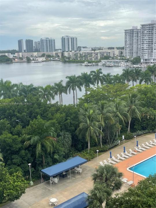 2851 NE 183rd St 906E, Aventura, 佛羅里達州 33160, 美國