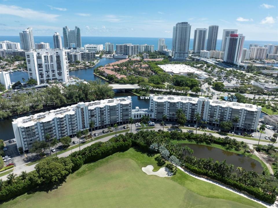 200 Diplomat Pkwy 825, Hallandale Beach, Floride 33009, États-Unis