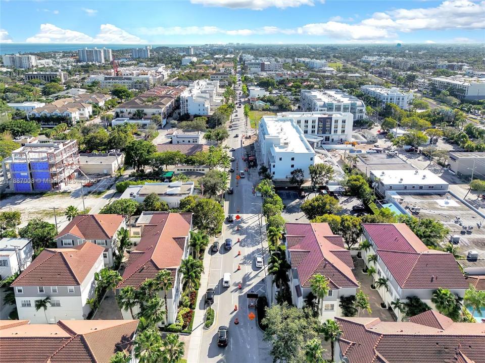 290 NE 5th Ave 12, Delray Beach, Floryda 33483, USA