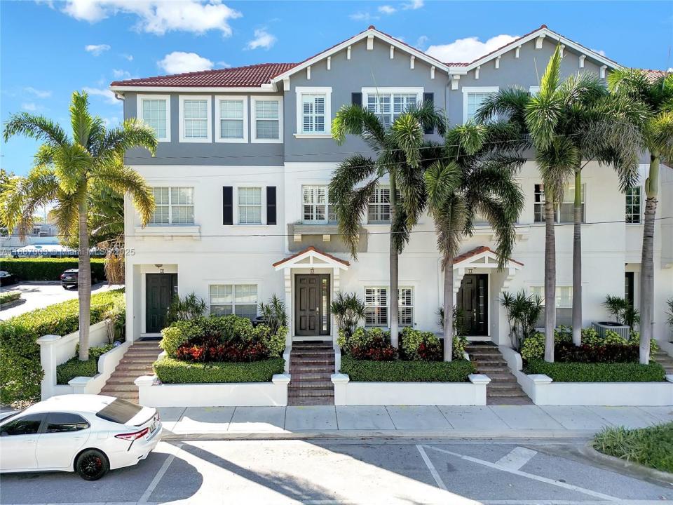 290 NE 5th Ave 12, Delray Beach, Floryda 33483, USA