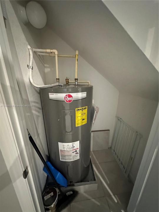 2800 NW 180th St, Miami Gardens, Florida 33056