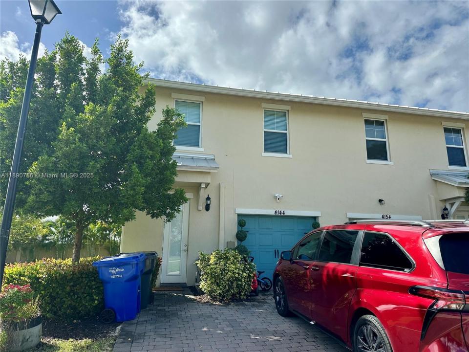 4144 Greenway Dr 4144, Hollywood, Florida 33021