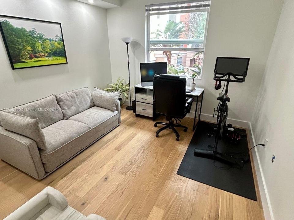 17150 N Bay Rd 2321, Sunny Isles Beach, Florida 33160