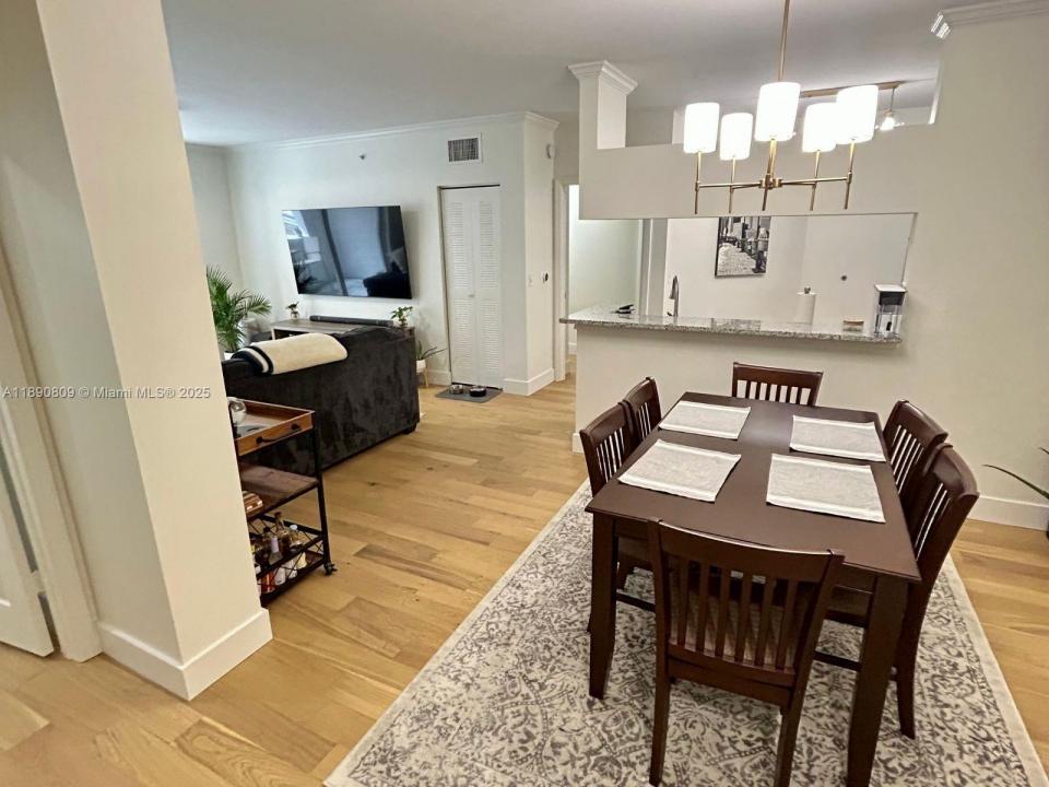 17150 N Bay Rd 2321, Sunny Isles Beach, Florida 33160