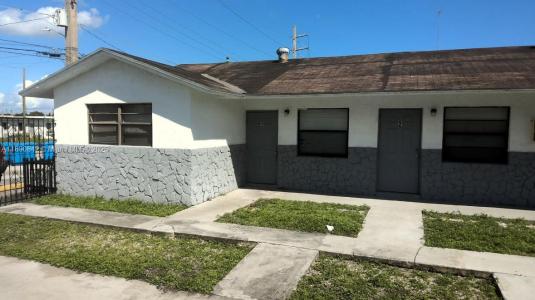 4120 SW 19th St 2, West Park, Florida 33023, USA