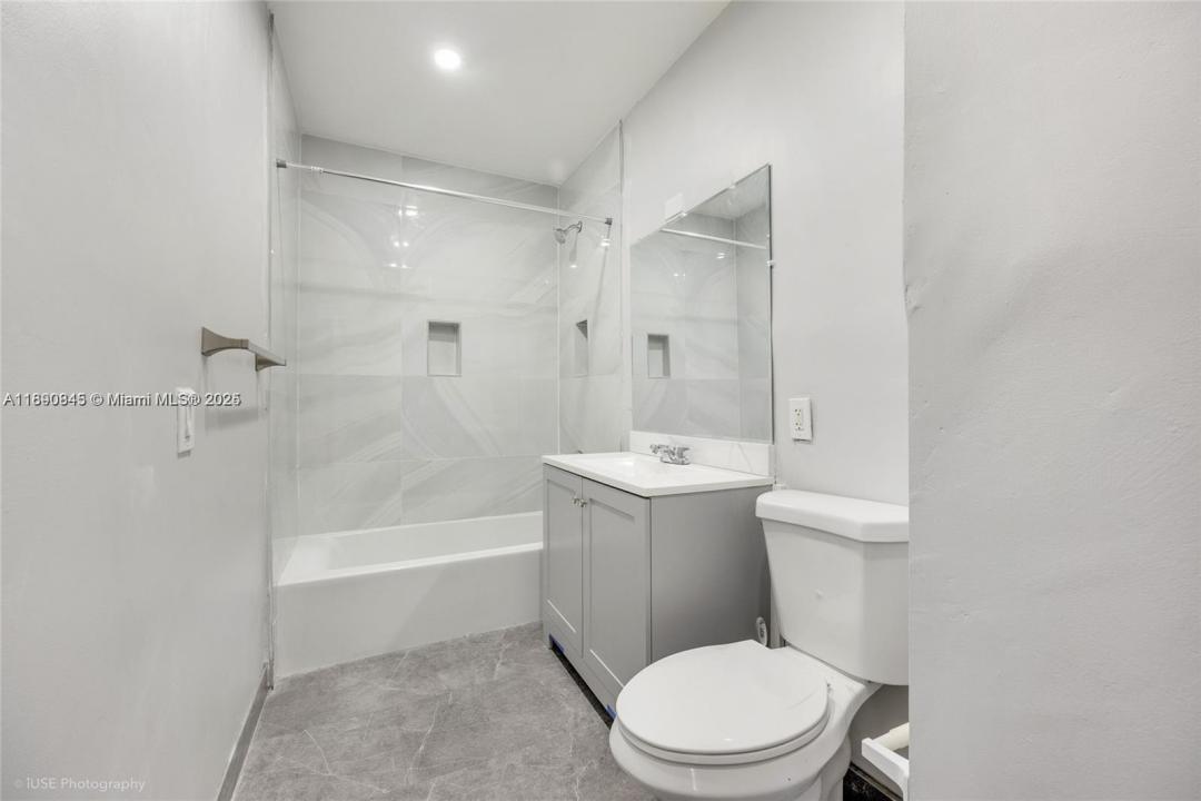 19225 NW 23rd Ave 0, Miami Gardens, Floryda 33056, USA
